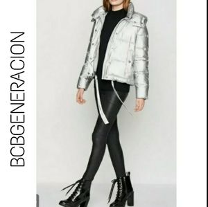 BCBG Generation Hooded Midweight Silver Puffer Jacket Size Medium